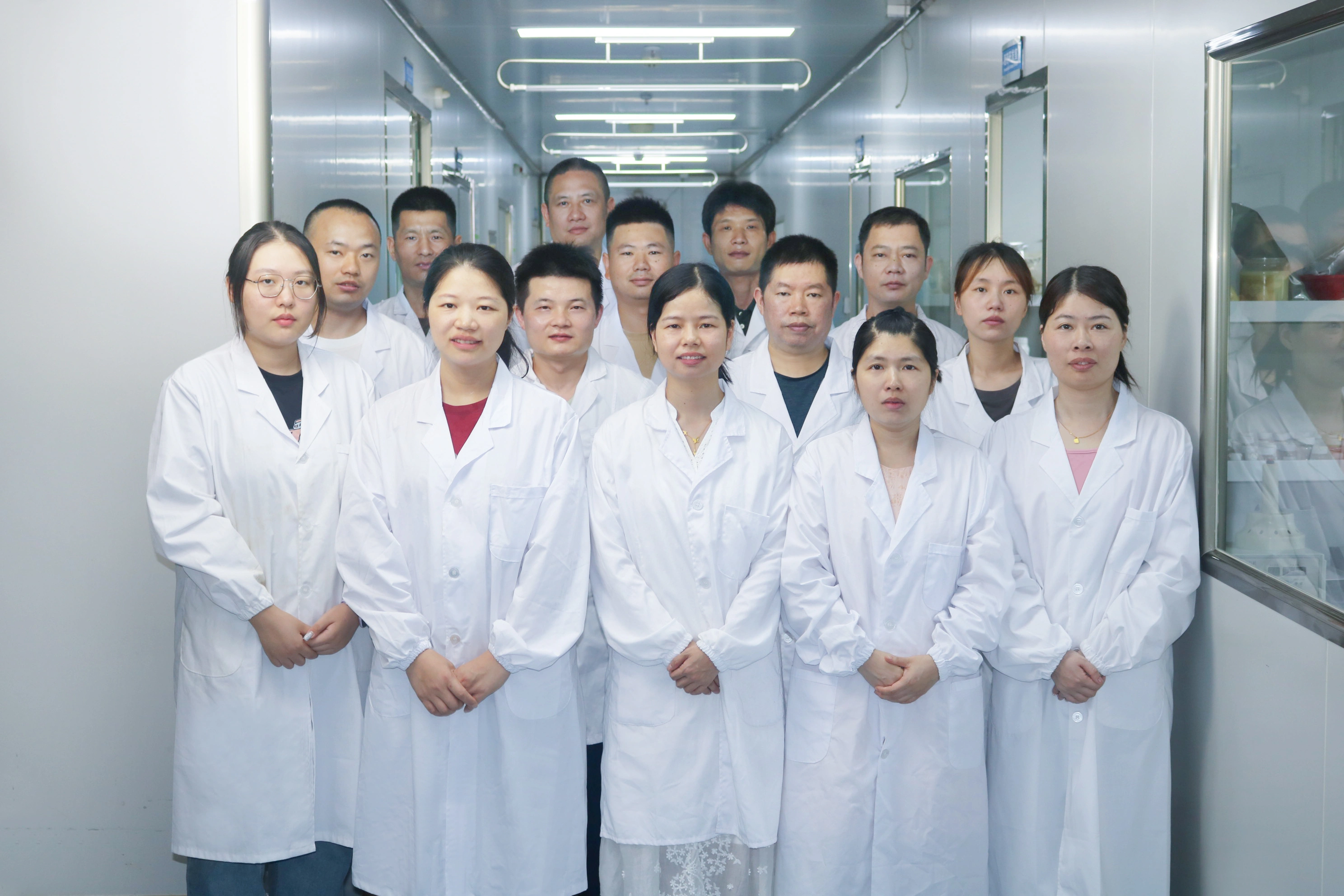 小海藥業(yè)寵物保健品代加工：多學(xué)科研發(fā)團隊護航